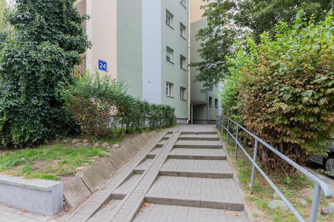 Family Apartment With Balcony In Gdynia By Noclegi Renters Eksteriør bilde