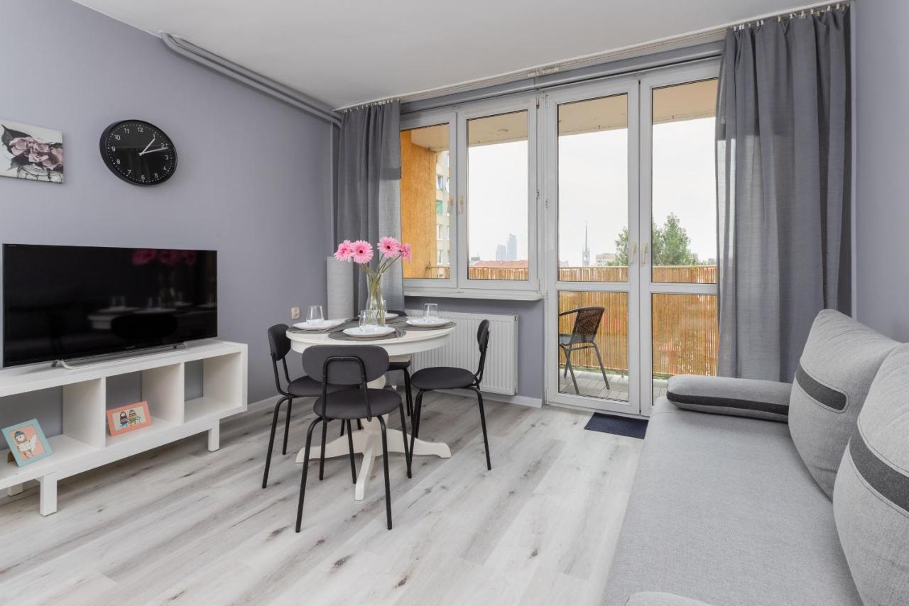 Family Apartment With Balcony In Gdynia By Noclegi Renters Eksteriør bilde