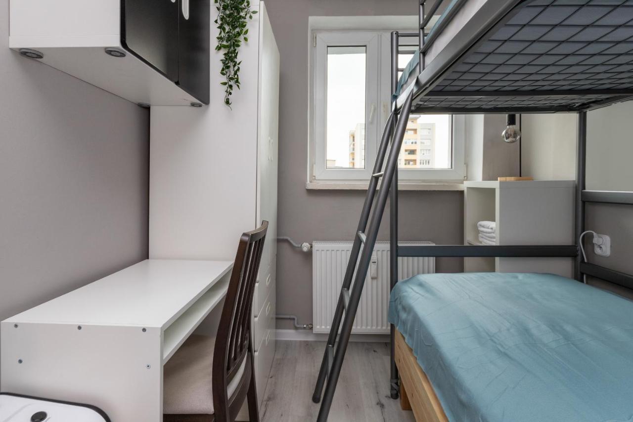Family Apartment With Balcony In Gdynia By Noclegi Renters Eksteriør bilde